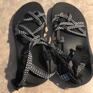 Chacos size 9